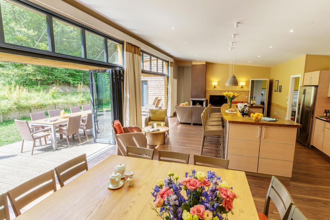 Center Parcs Les Trois Forets Аттиньи Экстерьер фото