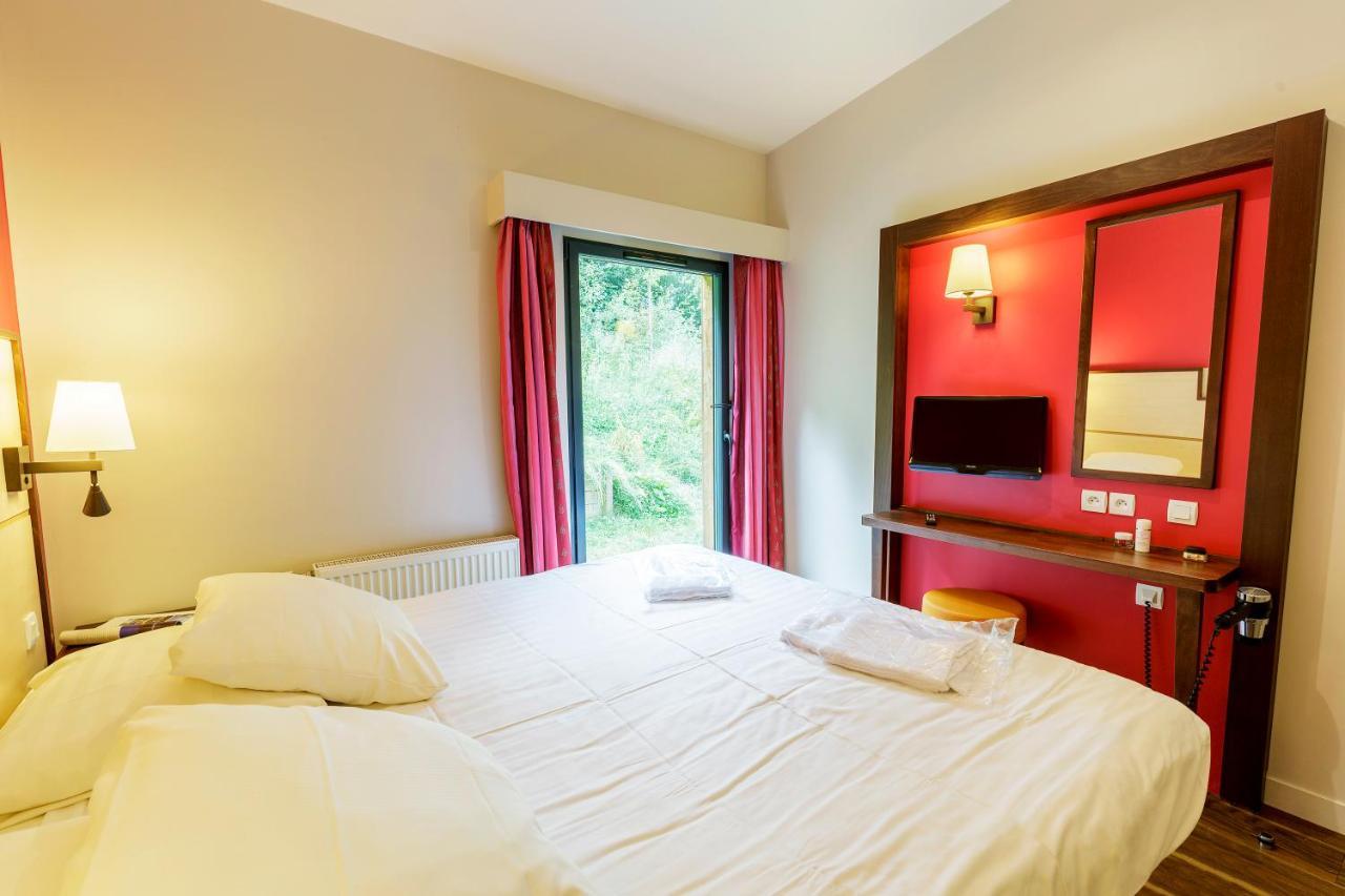 Center Parcs Les Trois Forets Аттиньи Экстерьер фото