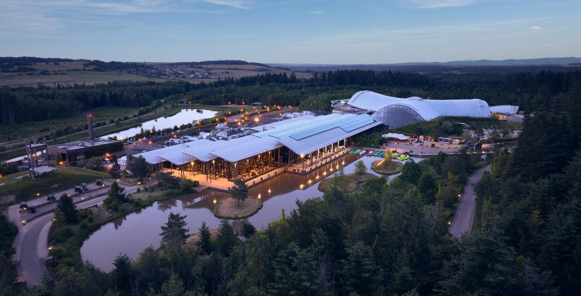 Center Parcs Les Trois Forets Аттиньи Экстерьер фото