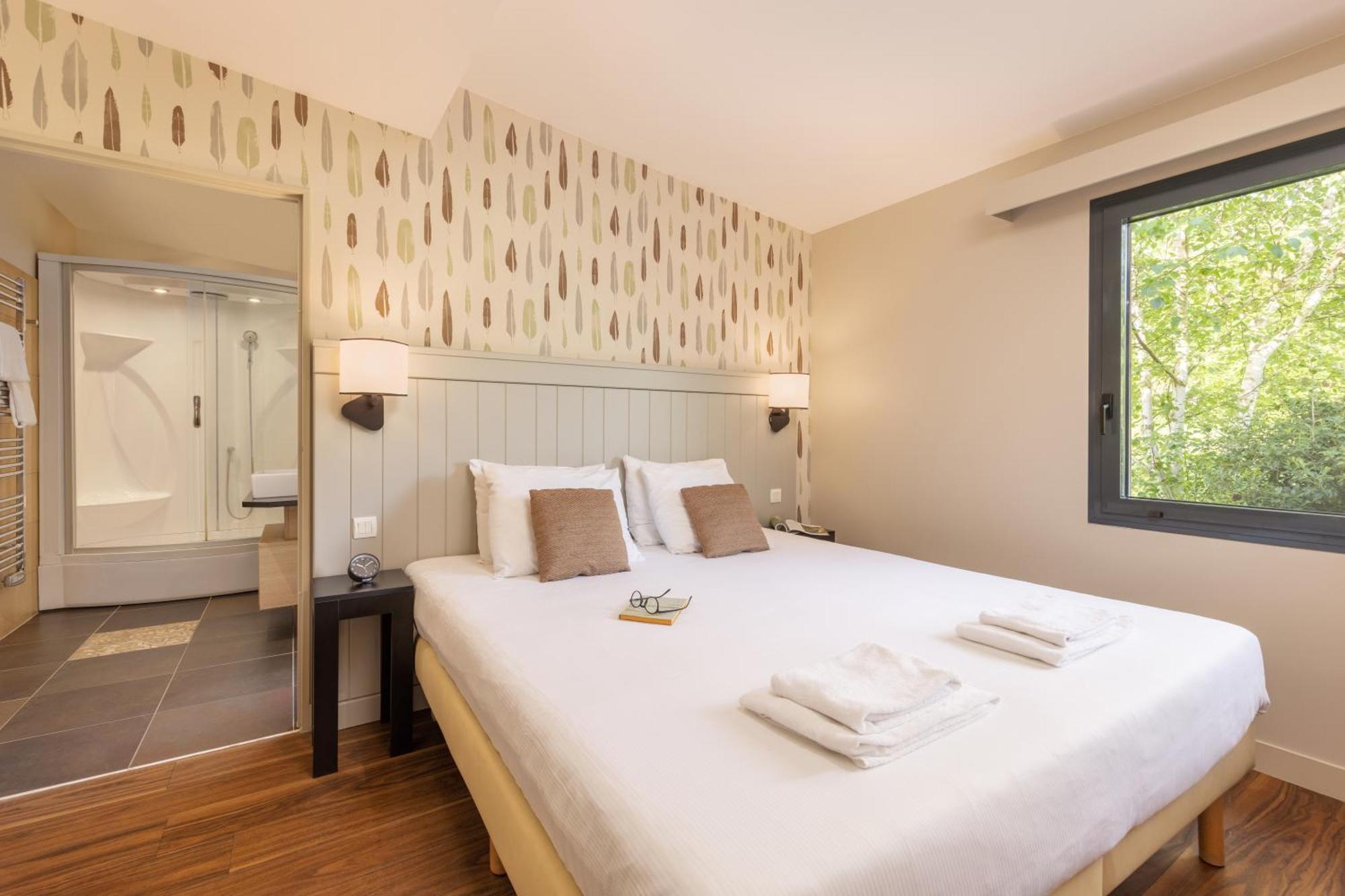 Center Parcs Les Trois Forets Аттиньи Экстерьер фото