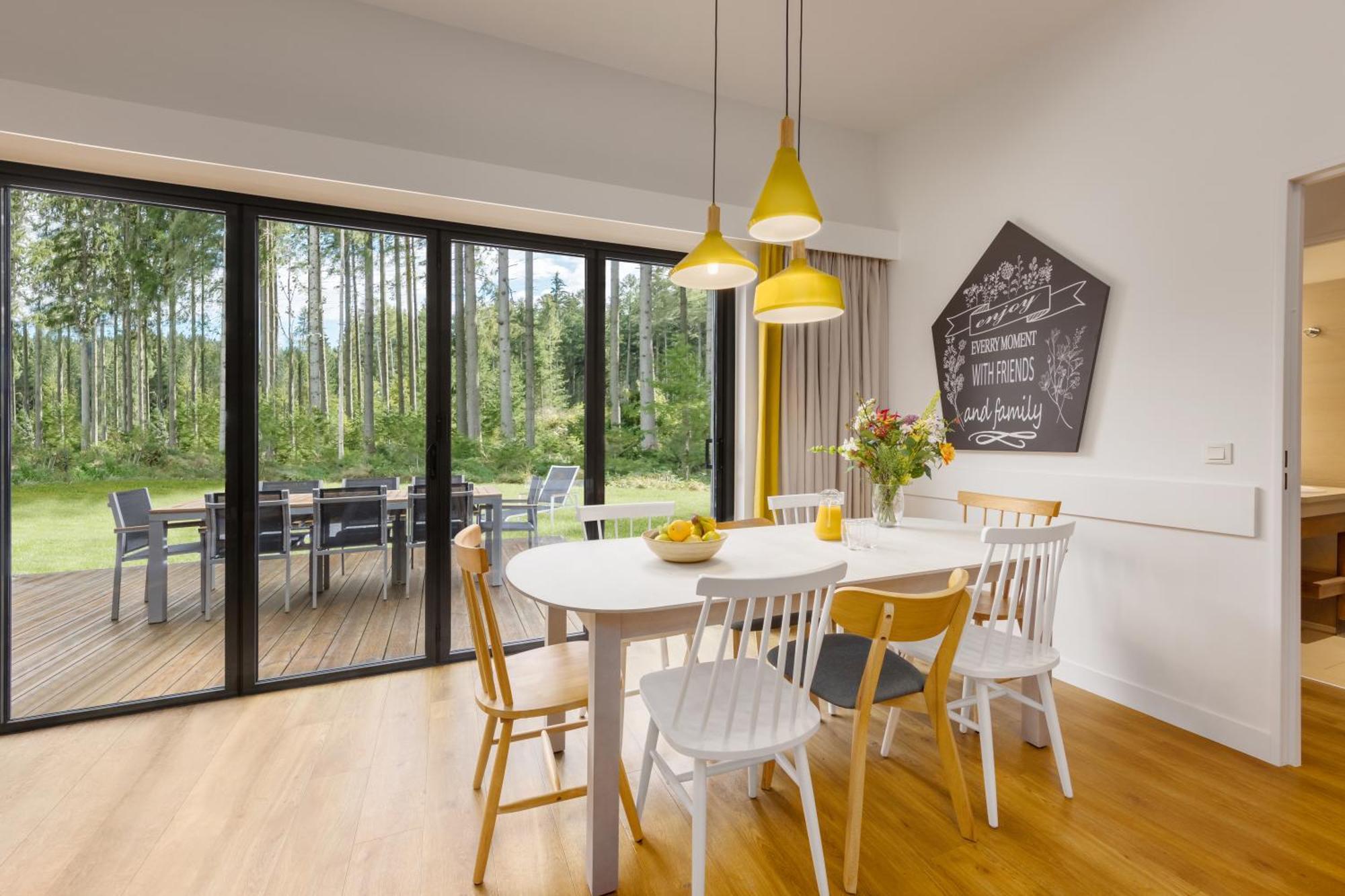 Center Parcs Les Trois Forets Аттиньи Экстерьер фото